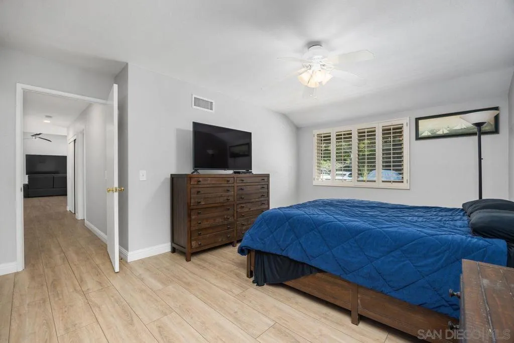 17488 Plaza Otonal, San Diego, California 92128 home-pic-23